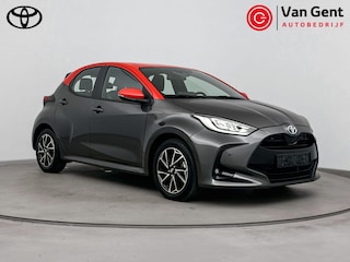 Toyota Yaris 1.5 Hybrid Tokyo Spirit | Dodehoek | Parkeersensoren | Stoelverwarming | Apple Carplay / Android Auto
