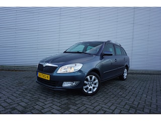 Skoda Fabia Combi 1.2 TSI Style Airco / Cruise / Elektr. ramen / Lm velgen / Trekhaak / NAP