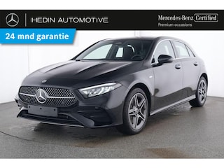 Mercedes-Benz A 250e Automaat AMG Line | Advanced Plus Pakket | Winterpakket | Panoramadak | Sfeerverlichting | Keylees-Go | Stoelverwarming | LED | Parktronic met camera