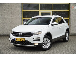 Volkswagen T-Roc 1.0 TSI Style BJ2021 Lmv 16" | Led | Pdc | App-Connect | Navigatie (Niet vrijgeschakeld) | Climate control | Cruise control | Extra getint glas