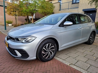 Volkswagen Polo 1.0 TSI Life Business