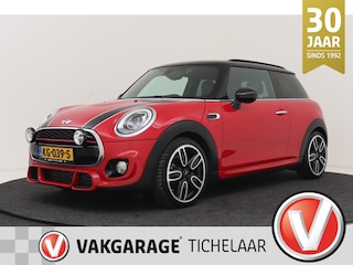 Mini Cooper 1.5 Chili Serious Business | Org NL | JCW Pakket | Sportstoelen | Navigatie | LED | Cruise Control |