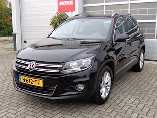 Volkswagen Tiguan 1.4 TSI Sport&Style , Navi,Trekhaak,PDC,Stoelverwarming,etc,etc