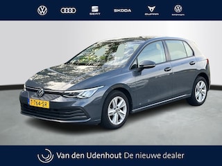 Volkswagen Golf 1.0 eTSI 110pk DSG Life Navigatie Camera