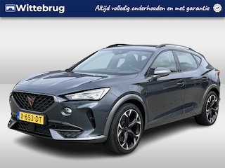 Cupra Formentor 1.4 e-Hybrid VZ Performance / Supersport Stuur / Navigatie / Parkeersensoren V+A / Camera / Lichtmetalen velgen 19 inch /  Stoelverwarming / **