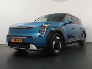 Kia EV9 Launch Edition 99.8 kWh - Trekhaak - Adaptief Cruise Control - LED Verlichting - 7 Zitplaatsen -  Massage stoelen - Fabrieksgarantie tot en met 29-05-2031