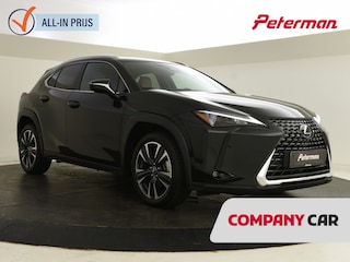 Lexus UX 300h Luxury Line Premium | BLS | Parkeersensoren V+A | Stuur en