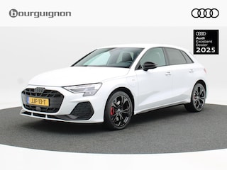 Audi A3 Sportback 45 TFSi 272 Pk e S edition Competition | Sonos Audio | Camera | Carplay | LED | Adaptive Cruise | Stoel Verwarming | 18 Inch | 2.409 Km!!