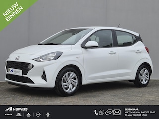 Hyundai i10 1.0 Comfort Smart Automaat / Fabrieksgarantie tot 07-2026 / Allseason banden /   Stuur-, en Stoel verwarming / Navigatie via Apple Carplay of Android Auto / Cruise control / Achteruitrijcamera / Climate control / Elektrische ramen voor /