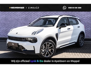 Lynk & Co 01 1.5 Core PHEV| Modeljaar 2025 |Apple Carplay & Android Auto| Adaptieve Cruise Control |  Achteruitrijcamera| Keyless Entry | Stoelverwarming | 19 inch LM-Velgen |