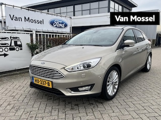 Ford Focus 1.0 Titanium Edition | Stoel/Voorruit verwarming | Parkeersensoren Voor en Achter | Cuise Control | Navi | LMV 17'' | 4 Seizoenen Banden |