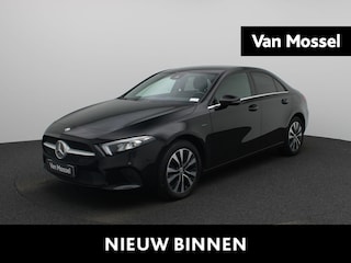 Mercedes-Benz A-klasse 250 e Business Line | Half Leder | Sportstoelen | Privacy Glass | Navigatie | Climate Control | Lichtmetalen Velgen |