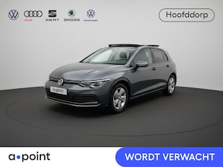 Volkswagen Golf 1.5 eTSI Life Edition 116 pk Automaat (DSG) | Verlengde garantie | Navigatie via App | Panoramadak | Parkeersensoren | Achteruitrijcamera | Matrix LED koplampen | Stoelverwarming |