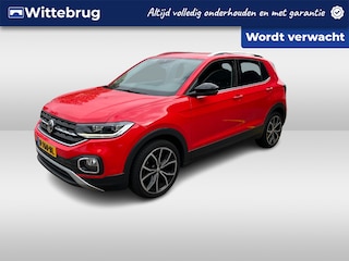 Volkswagen T-Cross 1.0 TSI Style / Digitaal dashboard / Navigatie / App connect / Climate controle / Parkeersensoren V+A / Stoelverwarming /