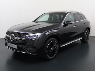 Mercedes-Benz GLC 300e AMG 4Matic // Burmester // Trekhaak // Panoramadak // Distronic // Rijassistentie pakket // Leder // Memory // 360 Camera // Alarm // Treeplanken