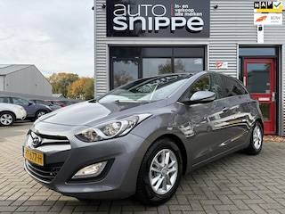 Hyundai i30 1.6 GDI i-Motion Plus -5DRS.-CLIMA-CRUISECONTROL-NAVI-CAMERA-PDC ACHTER-ISOFIX-BLUETOOTH-ORIGINEEL NEDERLANDS!-ETC.-