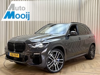 BMW X5 xDrive45e *M-Sport* Dravitgrau / Panoramadak / 22"LMV / Leder / Apple Carplay / LED / Stoelverwarming / Camera /