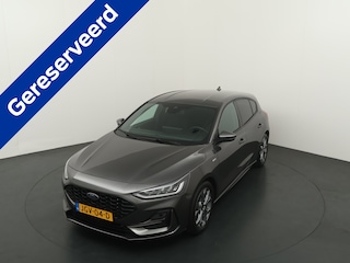 Ford Focus Ecoboost 125 pk ST-line | Winter Pack | 4 seiz. banden | Navi | Clima | Cruise | Dr. loos Apple Carplay
