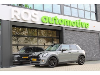 Mini Cooper 1.5 | NAP! | PANO | PDC ACHTER |
