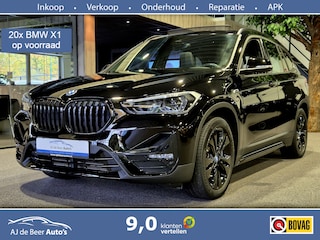 BMW X1 xDrive25e High Executive Sportline | Black edition |  Panorama | HUD | Stoelverwarming
