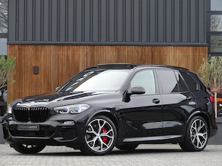 BMW X5 45e X-Drive M-Sport / Individual / Carbon / B&W / 360° / Laser