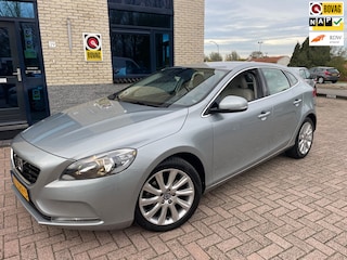 Volvo V40 1.6 T4 Momentum- Automaat-NAP- Trekhaak