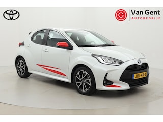 Toyota Yaris 1.5 Hybrid Dynamic | Dodehoek detectie | Stoelverwarming | Parkeersensoren voor/achter | Apple Carplay / Android Auto | Keyless | Adaptive Cruise | Clima | 16 inch