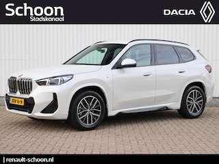 BMW X1 sDrive18i M-sport Automaat | Sportstoelen | Camera | Stoelverwarming | Carplay | Elek. Klep