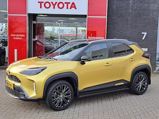 Toyota Yaris Cross 1.5 Hybrid Adventure TREEPLANKEN STUUR- EN STOELVERWARMING PDC ELEKTRISCHE ACHTERKLEP