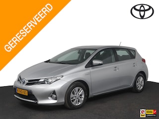 Toyota Auris 1.8 Hybrid Aspiration | Cruise control | Parkeerhulp camera | Bluetooth |
