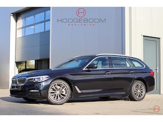 BMW 5-serie Touring 520i High Executive M-Sport / Stoelverwarming / PDC / Navi