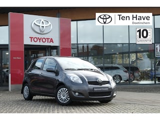 Toyota Yaris 1.3 VVTi 101PK Aspiration | Climate control | zwar