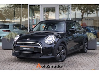 Mini Cooper 5-Deurs (f55) 1.5 Camden 136pk | Carplay | Sfeer | Cruise | Climate | Navigatie | Union Jack | LED