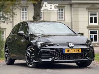 Volkswagen Golf 1.5 eTSI R-Line Edition