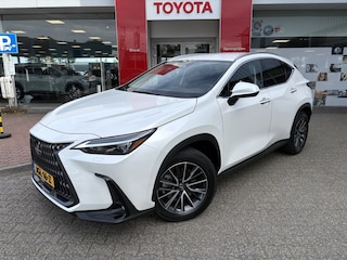 Lexus NX 450h+ AWD Luxury Line | Trekhaak | Sensoren | Leder | Android Au