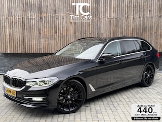 BMW 5-serie Touring 520i High Executive Automaat | Apple CarPlay | Leren bekleding | Stoelverwarming | LED verlichting | Comfortstoelen met memory-functie | Draadloze telefoonlader | Achteruitrijcamera