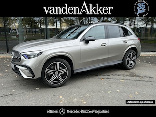 Mercedes-Benz GLC // 300e AMG 4Matic // Trekhaak // Distronic // Panoramadak // 360 Camera // Memory // Night Pakket // Digital Light