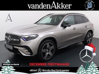 Mercedes-Benz GLC // 300e AMG 4Matic // Trekhaak // Distronic // Panoramadak // 360 Camera // Memory // Night Pakket // Digital Light