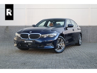 BMW 330e High Executive Adaptieve cruise / 360 / Head-up / Harman Kardon / Dode hoek / Leder /