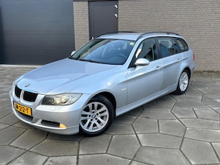 BMW 3-serie Touring 318i | Touring/station |dakrails | AUTOMAAT |