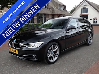 BMW 3-serie Touring 318D SPORTLINE PANODAK/SPORTLEER/CAMERA/TREKHAAK