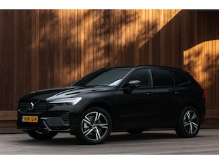 Volvo XC60 T6 AWD Plus Dark | Panoramadak | Sportstoelen | Donkere hemel | Adaptive Cruise | Trekhaak | BLIS