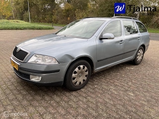 Skoda Octavia Combi 1.6 Elegance EXPORT