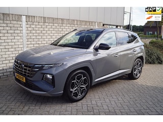 Hyundai Tucson 1.6 T-GDI HEV N Line Sky Autom 180 PK Panodak Leder/Alcantara Adaptieve Cruise Navi 360 Camera Clima ENZ NL Auto.