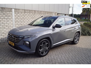 Hyundai Tucson 1.6 T-GDI HEV N Line Sky Autom 180 PK Panodak Leder/Alcantara Adaptieve Cruise Navi 360 Camera Clima ENZ NL Auto.