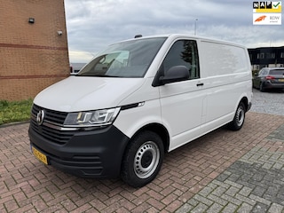 Volkswagen Transporter 2.0 TDI L1H1 28 Comfortline, Trekhaak, 3 Zits, Euro 6, navi, Appel Carplay,