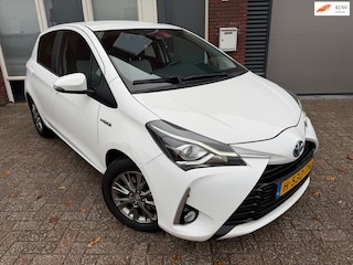 Toyota Yaris 1.5 Hybrid Dynamic / Camera / Navi / Clima / Cruise / NAP