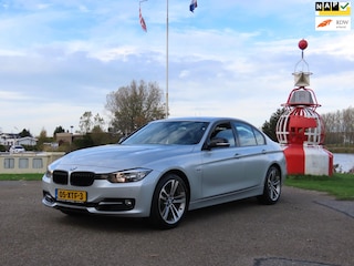 BMW 328i Executive *245PK *Zeer nette auto !! *2e EIG!