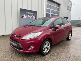 Ford Fiesta 1.4 Ghia 5-Drs. / Clima / Keyless Entry en Start / Stoelverw. / PDC V&A / LMV