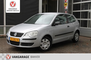 Volkswagen Polo 1.4-16V TRENDLINE AIRCO 93.KM